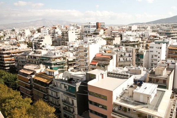 Παραμονή χωρίς όριο για τους ξένους που αγοράζουν ακίνητα στην Ελλάδα