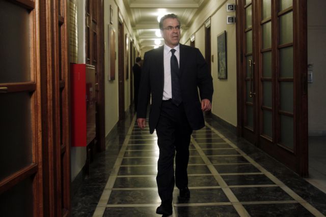 Ντινόπουλος προς Ψινάκη: «Κανένας φορέας της Γενικής Κυβέρνησης δεν μπορεί να κηρύξει πτώχευση»
