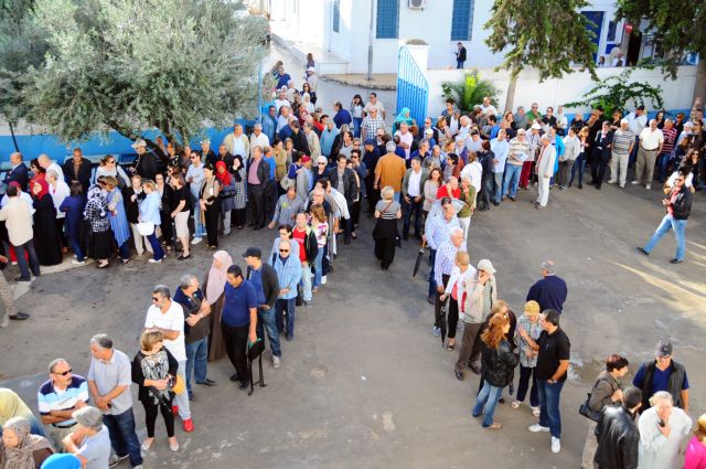 Βλέπουν πρωτιά του κοσμικού κόμματος στην Τυνησία