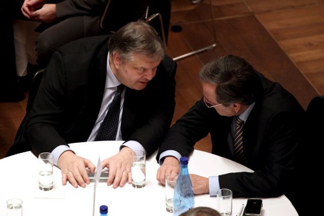 Σαμαράς – Βενιζέλος: Συμφωνία για απολύσεις στο Δημόσιο και αλλαγές στον συνδικαλιστικό νόμο