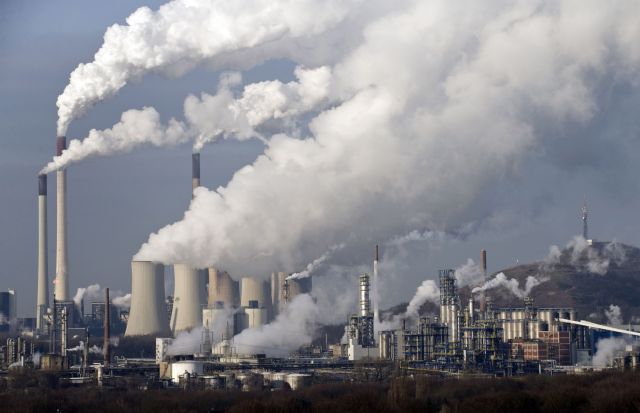 Οι ηγέτες της Ευρωπαϊκής Ενωσης συμφώνησαν να μειώσουν κατά 40% τις εκπομπές αερίων θερμοκηπίου έως το 2030