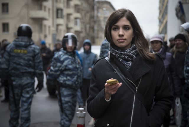 Pussy Riot: «Ο Πούτιν δεν είναι τόσο δημοφιλής στη Ρωσία όσο πιστεύουν κάποιοι»