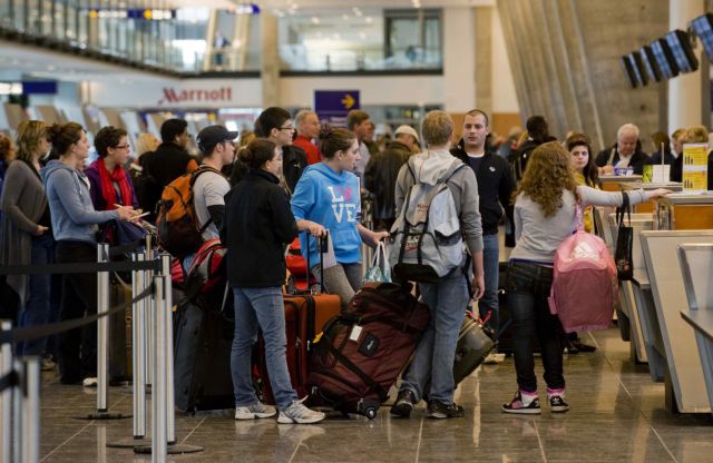 Φόρο υπέρ των ΑΜΕΑ θα πληρώνουν όσοι ταξιδεύουν από ελληνικά κρατικά αεροδρόμια