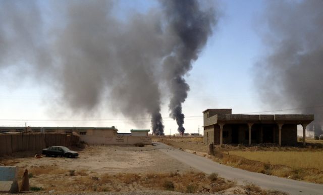 Ο ιρακινός στρατός εισέβαλε στην περιοχή των μεγαλύτερων διυλιστηρίων πετρελαίου
