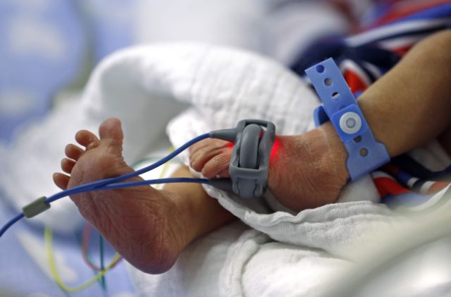 Τα πρόωρα μωρά εκτίθενται σε τοξικά χημικά στα μαιευτήρια, προειδοποιούν αμερικανοί επιστήμονες