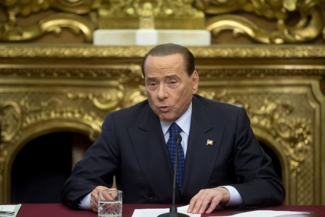 Δωρεάν οδοντοστοιχίες στους συνταξιούχους υπόσχεται ο Μπερλουσκόνι