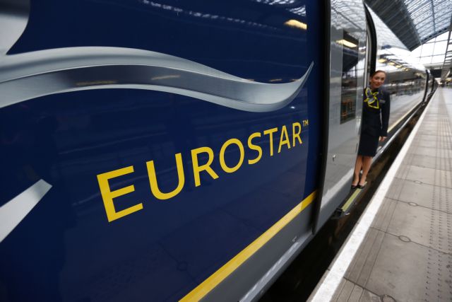 Γαλλία: Εκατοντάδες επιβάτες εγκλωβίστηκαν σε δύο τρένα της Eurostar