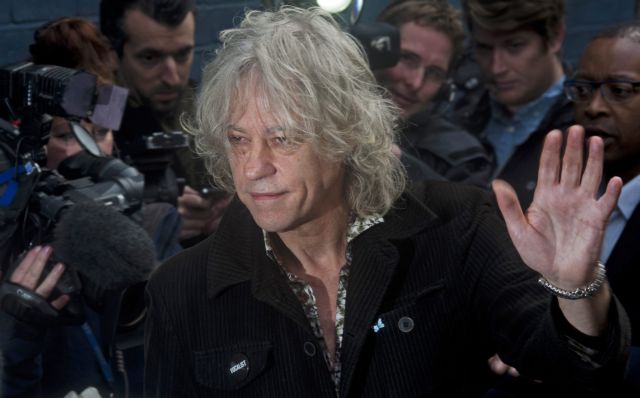 Band Aid 30: Τρελές πωλήσεις για το «Do They Know It’s Christmas»