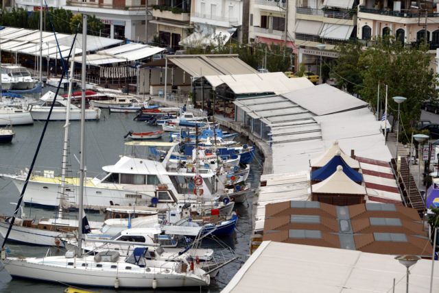 Ανάστατοι επιχειρηματίες στο Μικρολίμανο λόγω εντολής κατεδάφισης αυθαιρέτων