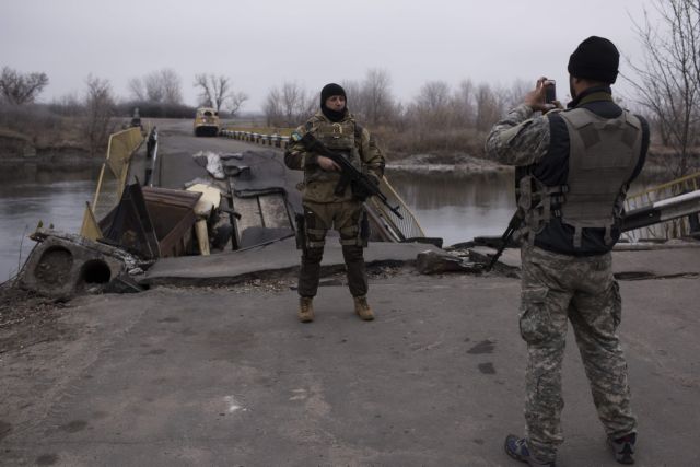 Πυρά δέχθηκε, ξανά, αποστολή του ΟΑΣΕ στην ανατολική Ουκρανία