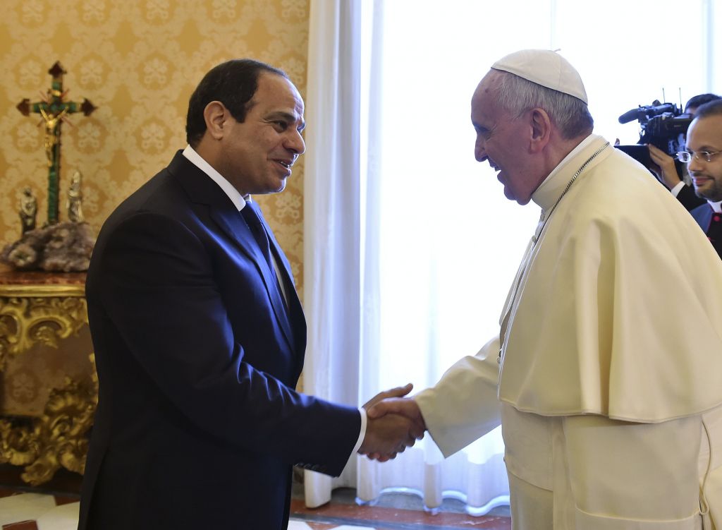 Ο Πάπας απηύθυνε έκκληση ενώπιον του προέδρου της Αιγύπτου Σίσι για «ειρηνική συνύπαρξη»