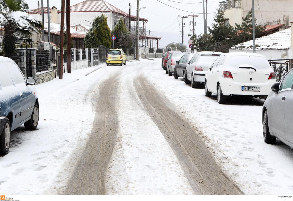 Χιόνια στην Πάρνηθα τη Δευτέρα – ραγδαία επιδείνωση του καιρού τα επόμενα 24ωρα