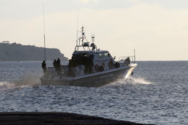 Σκάφος με 200 μετανάστες εντοπίστηκε δυτικά της Πύλου – ρυμουλκείται από πλοίο με προορισμό τη Σικελία