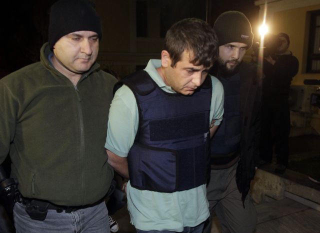 Συνελήφθη συνεργός του Μπάκο – Βρέθηκε και καλάσνικοφ της συμμορίας του