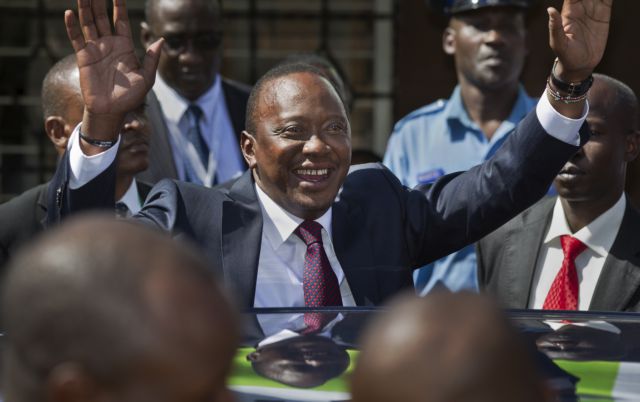 Χάγη: Αποσύρθηκαν οι κατηγορίες κατά του προέδρου της Κένυας Ουχούρου Κενιάτα