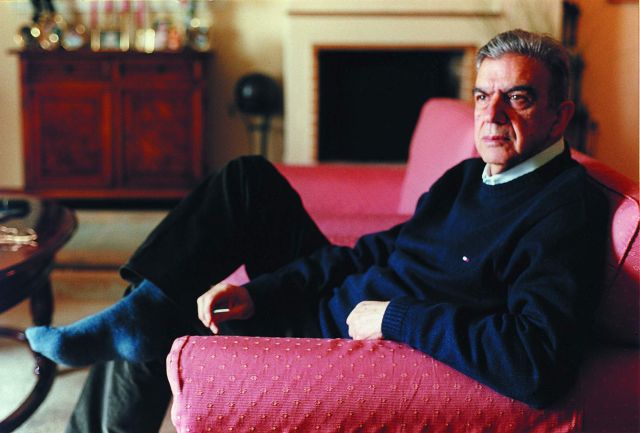 Μένης Κουμανταρέας: «Αρμένισμα» προς τον θάνατο