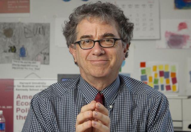 [Ανάλυση] Γιατί βουλιάζουν οι διεθνείς τιμές εμπορευμάτων