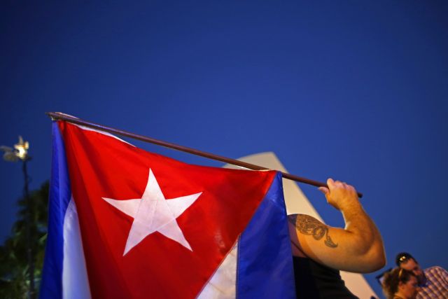 Το ΚΚΕ χαιρετίζει την απελευθέρωση κουβανών κρατουμένων από τις φυλακές των ΗΠΑ