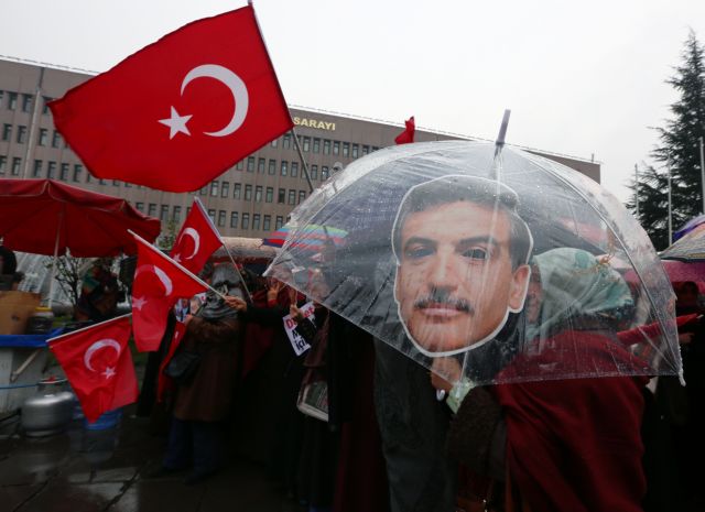 Υπό κράτηση επικεφαλής ομίλου ΜΜΕ στην Τουρκία
