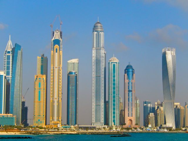 Στο Ντουμπάι ψηλώνουν πάλι οι ουρανοξύστες