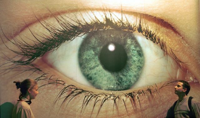 Το ανθρώπινο μάτι μπορεί υπό προϋποθέσεις να δει και το αόρατο υπέρυθρο φως