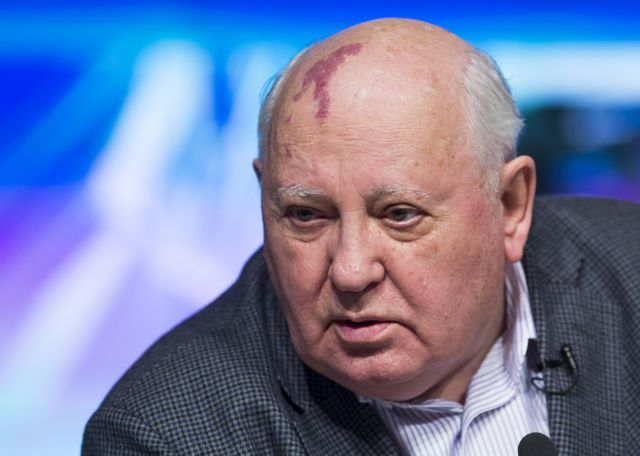 Γκορμπατσόφ για Ουκρανία: «O Ψυχρός Πόλεμος μπορεί να οδηγήσει σε έναν “Θερμό Πόλεμο”»