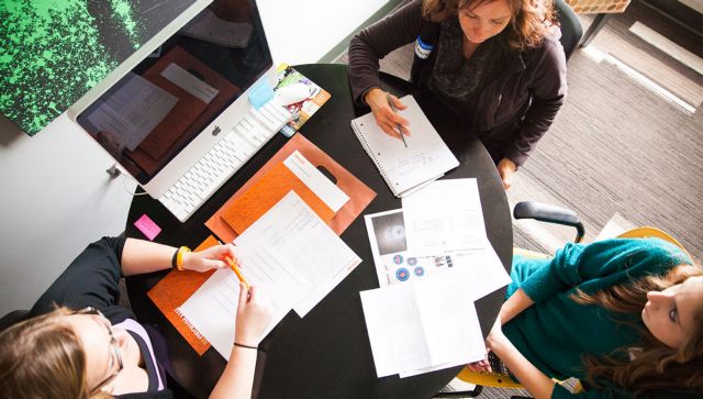 5ο Επιστημονικό Πεδίο: εξειδίκευση από την αρχή ή γενικές γνώσεις;