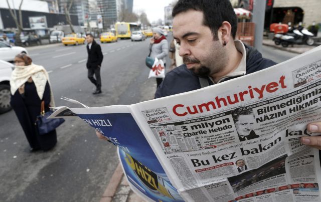 Eφημερίδα της τουρκικής αντιπολίτευσης τόλμησε να αναδημοσιεύσει τα σκίτσα του Charlie Hebdo