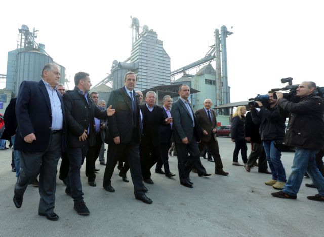 Σαμαράς: «Σήμερα υπογράφεται η καταβολή των εξισωτικών αποζημιώσεων σε αγρότες και ροδακινοπαραγωγούς»