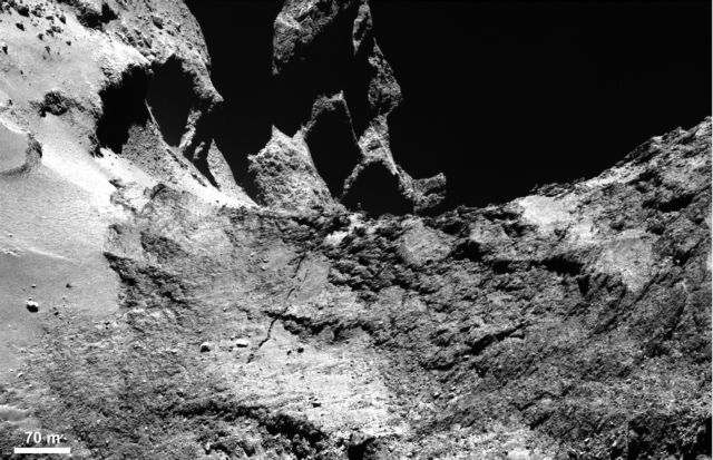 Νέες ανακαλύψεις της Rozetta για τον παράξενο κομήτη