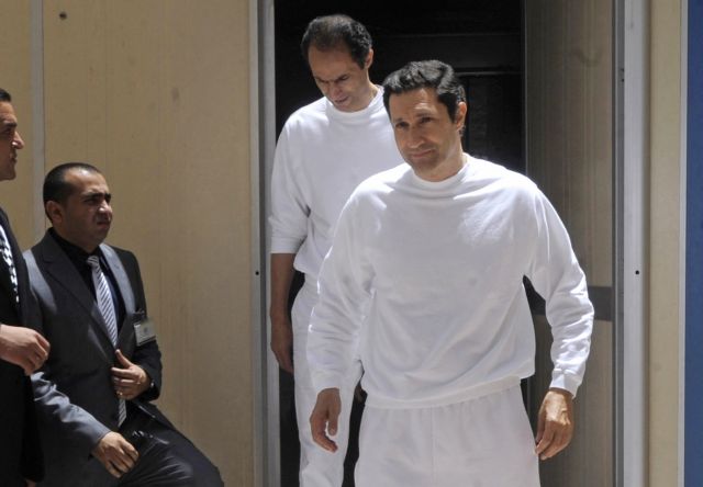 Αίγυπτος: Ελεύθεροι οι δύο γιοι του Μουμπάρακ