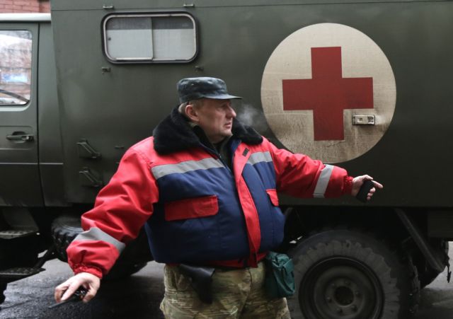 Ουκρανία: Εξι νεκροί από οβίδα σε τρόλεϊ