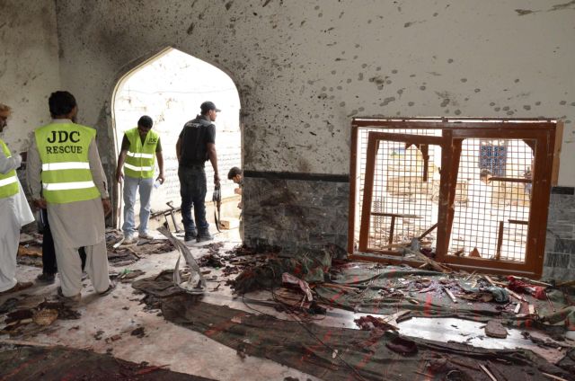 Πακιστάν: Τουλάχιστον 40 νεκροί από επίθεση σε σιιτικό τέμενος