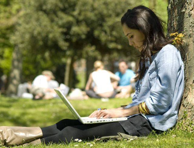 Ξεκινά στις 4 Φεβρουαρίου το δωρεάν Internet στους δικαιούχους