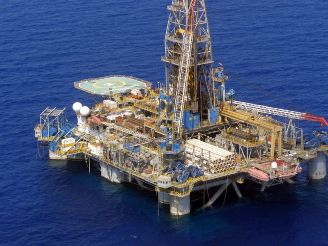 Τι σημαίνει για τα ελληνικά πετρέλαια η αποχώρηση της γαλλικής Total από την Κύπρο