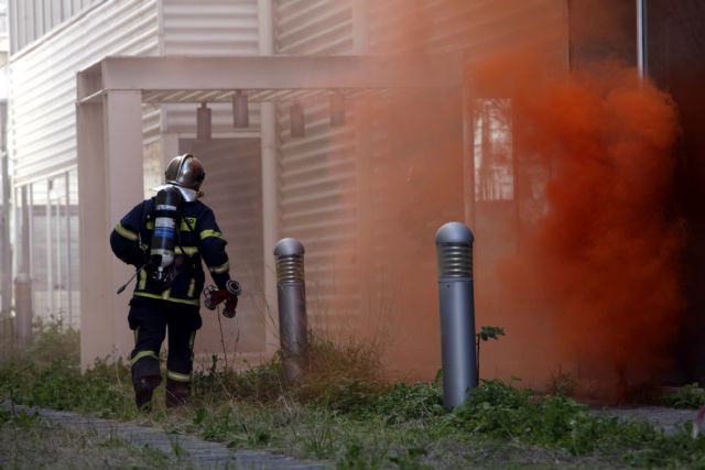 Νεκρός από πυρκαγιά σε διαμέρισμα στον Γέρακα