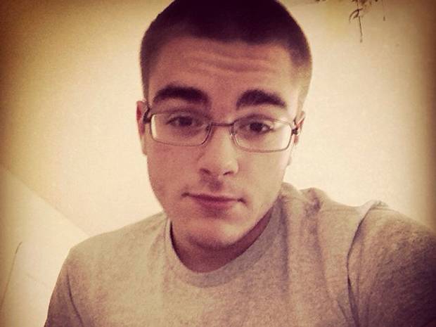 ΗΠΑ: Εφηβος σκότωσε συμμαθητή του και ανήρτησε selfie με το πτώμα στο Internet