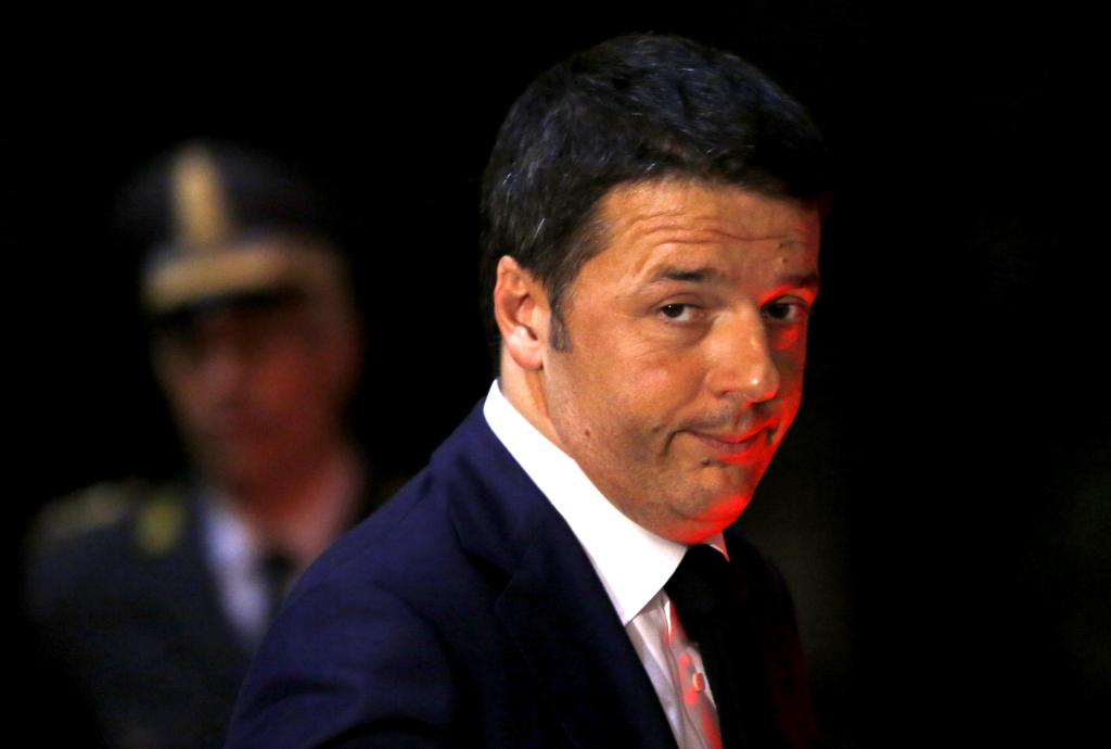 Ο Ματέο Ρέντσι και ο υπουργός Οικονομικών του συζήτησαν τηλεφωνικά με τον Τσίπρα