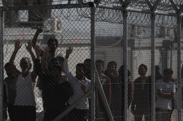 Επίθεση ΝΔ για Αμυγδαλέζα: «Ο ΣΥΡΙΖΑ θα κάνει Ελληνες 300.000 λαθρομετανάστες»