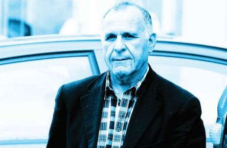 Βασίλης Κωνσταντίνου: Αγριόγατος μαινόμενος