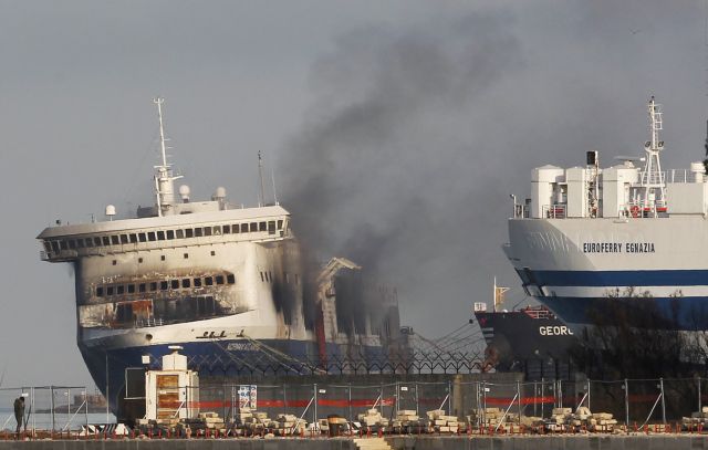 «Norman Atlantic»: Λείπουν αρχεία ήχου από το «μαύρο κουτί» – στους 18 οι αγνοούμενοι