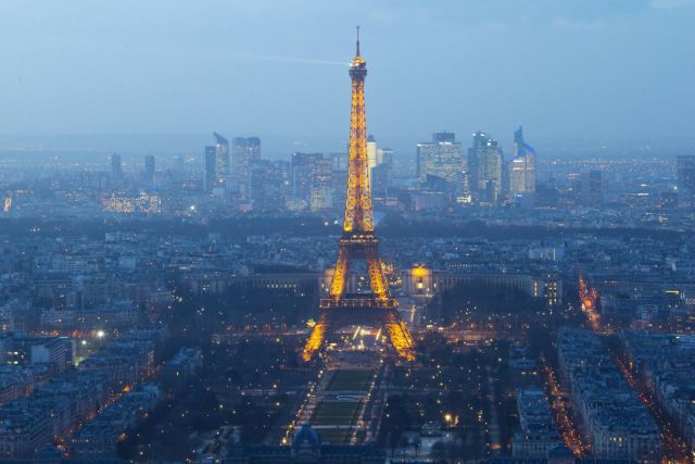 Γαλλία: Νέες πτήσεις τηλεκατευθυνόμενων αεροσκαφών αναστατώνουν το Παρίσι
