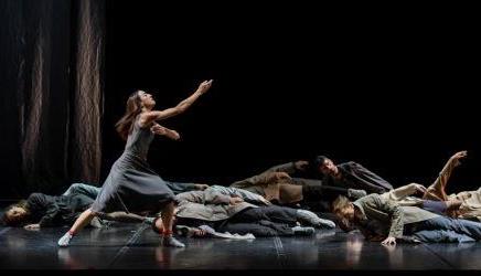 Αγγελική Στελλάτου: «Η “Τζοκόντα” του Χατζιδάκι είναι ένα ανάχωμα»