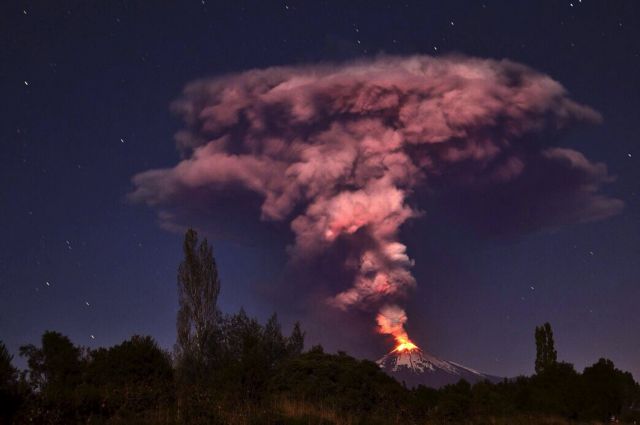 Κόκκινος συναγερμός στη Χιλή από έκρηξη ηφαιστείου