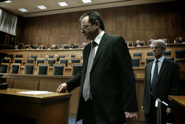 Δίκη Παπακωνσταντίνου: «Οχι» στην κλήση Νικολούδη και στην κατάσχεση του Η/Υ της γραμματέως του Βενιζέλου | tanea.gr