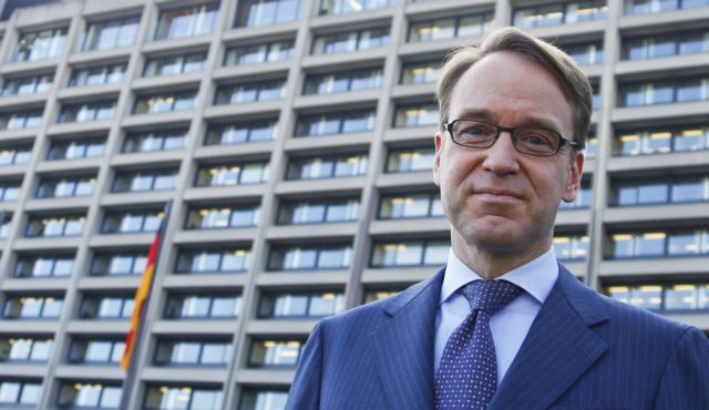 Βάιτμαν: «Στις κυβερνήσεις της ευρωζώνης οι αποφάσεις για την Ελλάδα