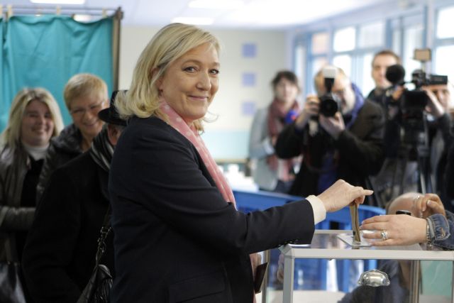 Γαλλία: Προβάδισμα Σαρκοζί στις περιφερειακές εκλογές δείχνουν τα exit poll