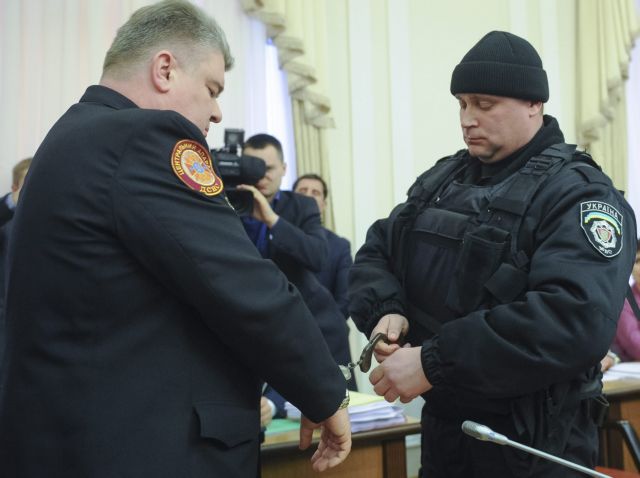 Ουκρανία: Σύλληψη δύο αξιωματούχων στη διάρκεια υπουργικού συμβουλίου
