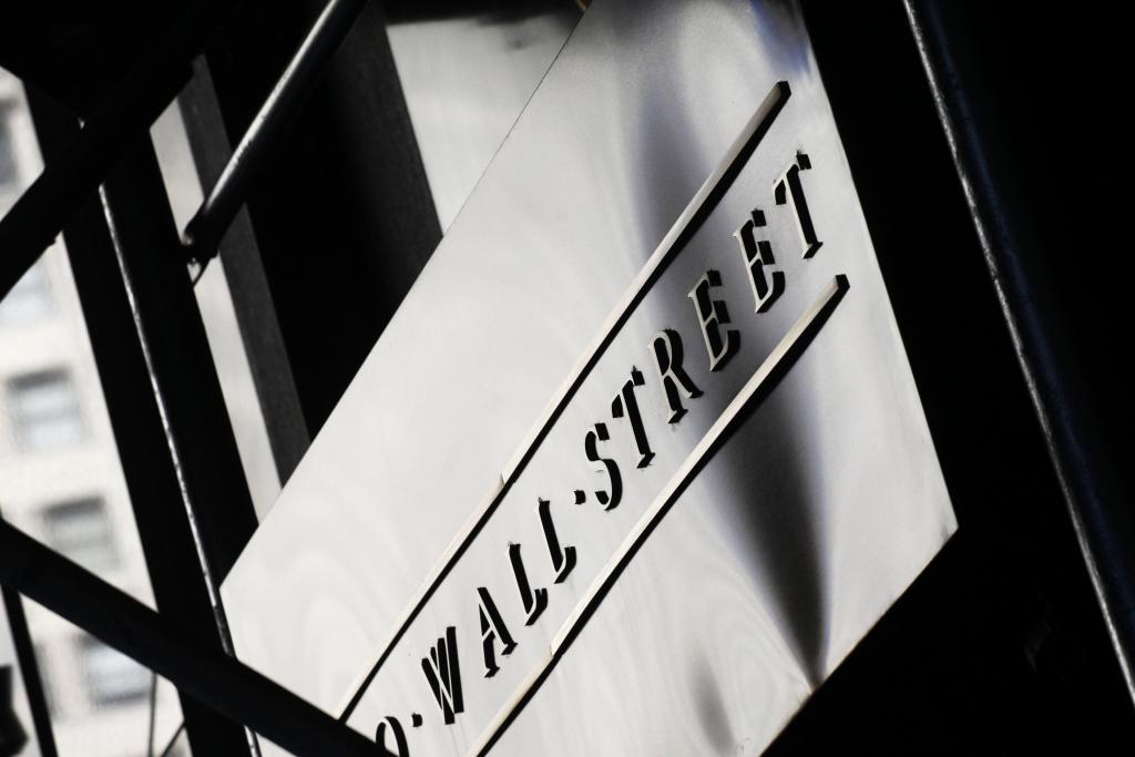 Κλείσιμο με μεγάλη πτώση για την Wall Street