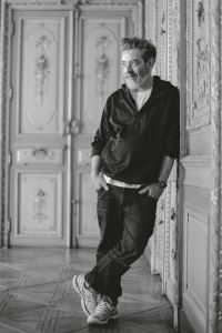 Χορός στο μεταίχμιο του εξωτερικού και του εσωτερικού